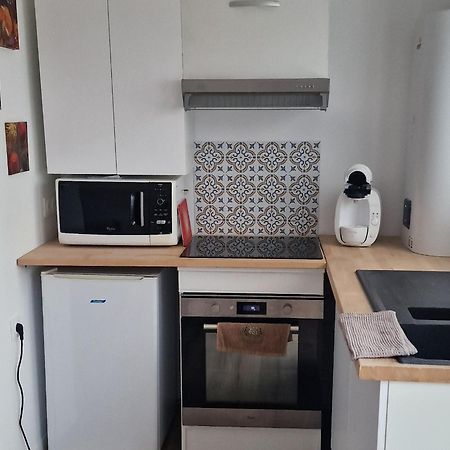Studio Renard Quartier Marais, Terrasse En Rez De Jardin, Matelas Confort Bourges Eksteriør bilde